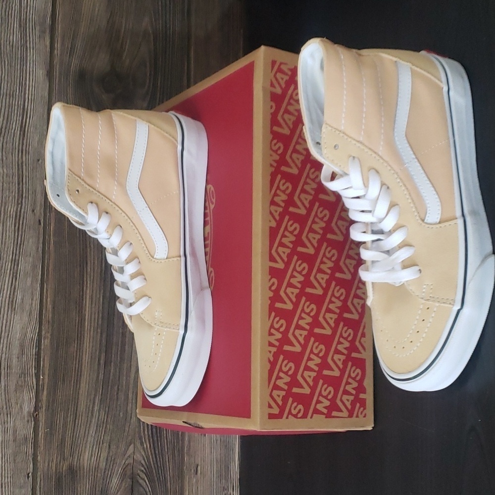 New Vans Sk8 Hi Womens Sneakers Size 7.5 High‎ Top Streetwear Casual Everyday